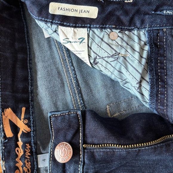 Seven 7 Fashion Jean Size 4 Slim through hip and thigh - High rise - Picture 4 of 5